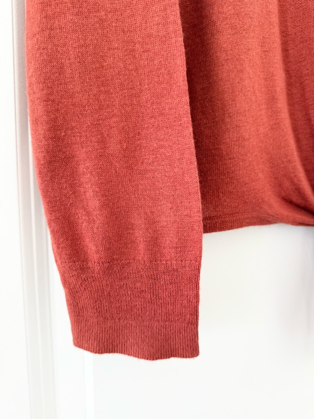 MOVING SALE | New Women’s Madewell Modern Tie-Front Sweater in Rust, Size XL - Picture 4 of 8